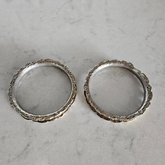 PAIR OF ZENTALL SCALLOPED-EDGE HEAVY METAL BANGLE BRACELETS - Picture 8 of 16